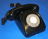 GPO 746 Black rotary dial telephone