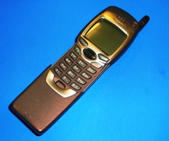 Nokia_7110