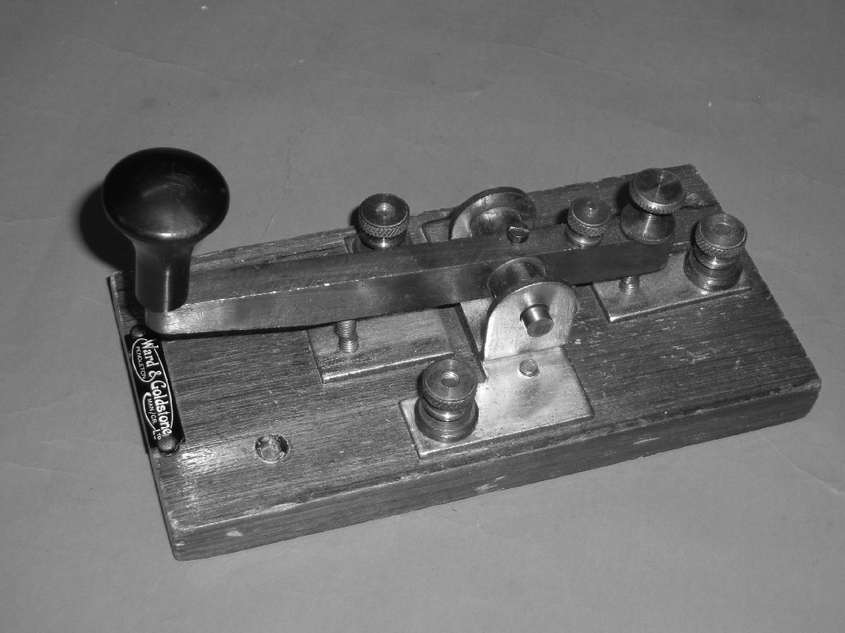 Text Box:  Figure 2:  Ward and Goldstone (Salford) British Morse Key